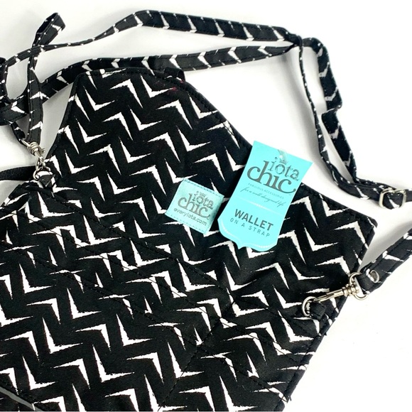 NWT iota Chic Wallet on a Strap Unfold - Picture 6 of 12